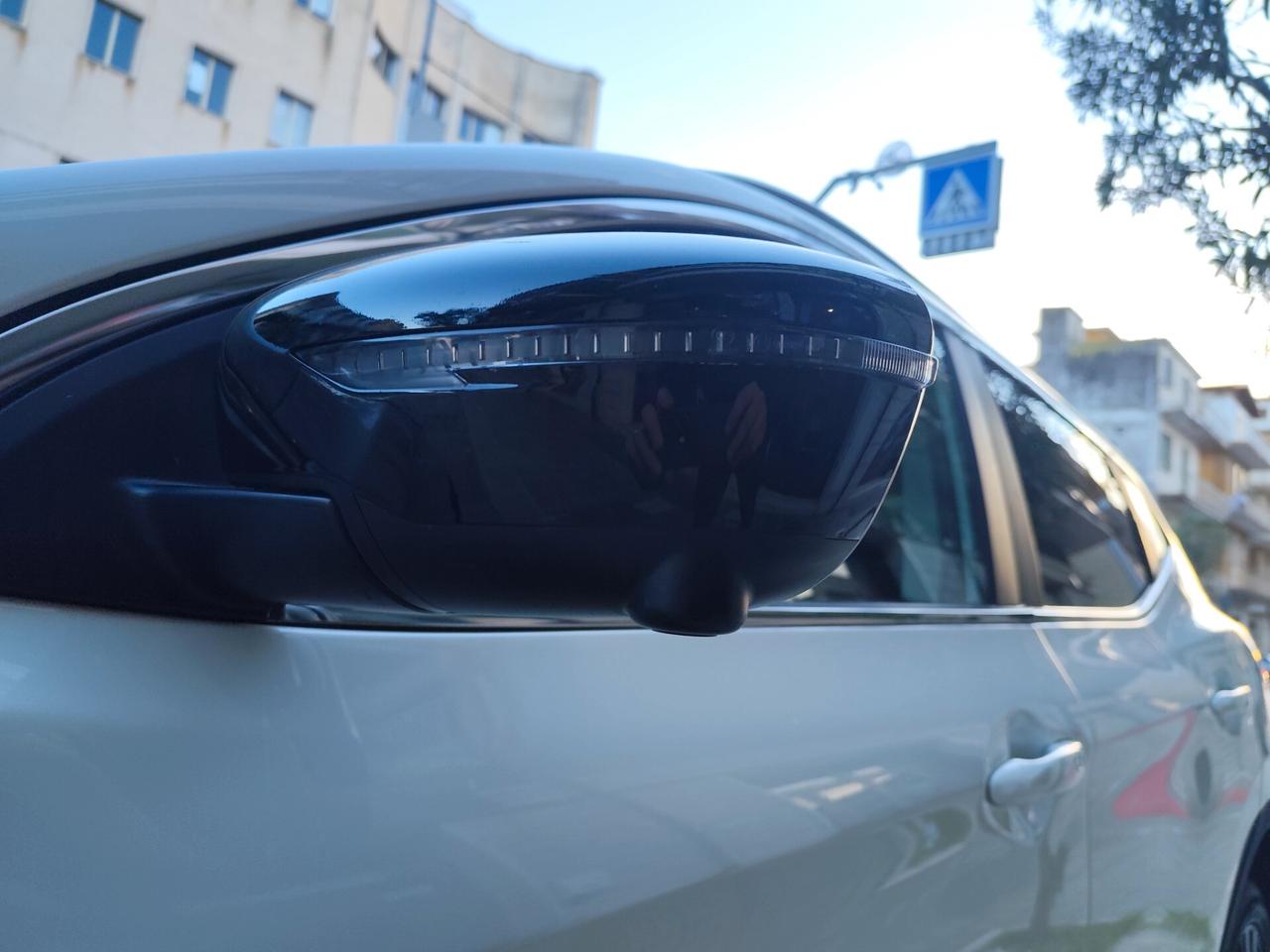 Nissan Qashqai 1.5 dCi 115CV TEKNA TETTO NAVI