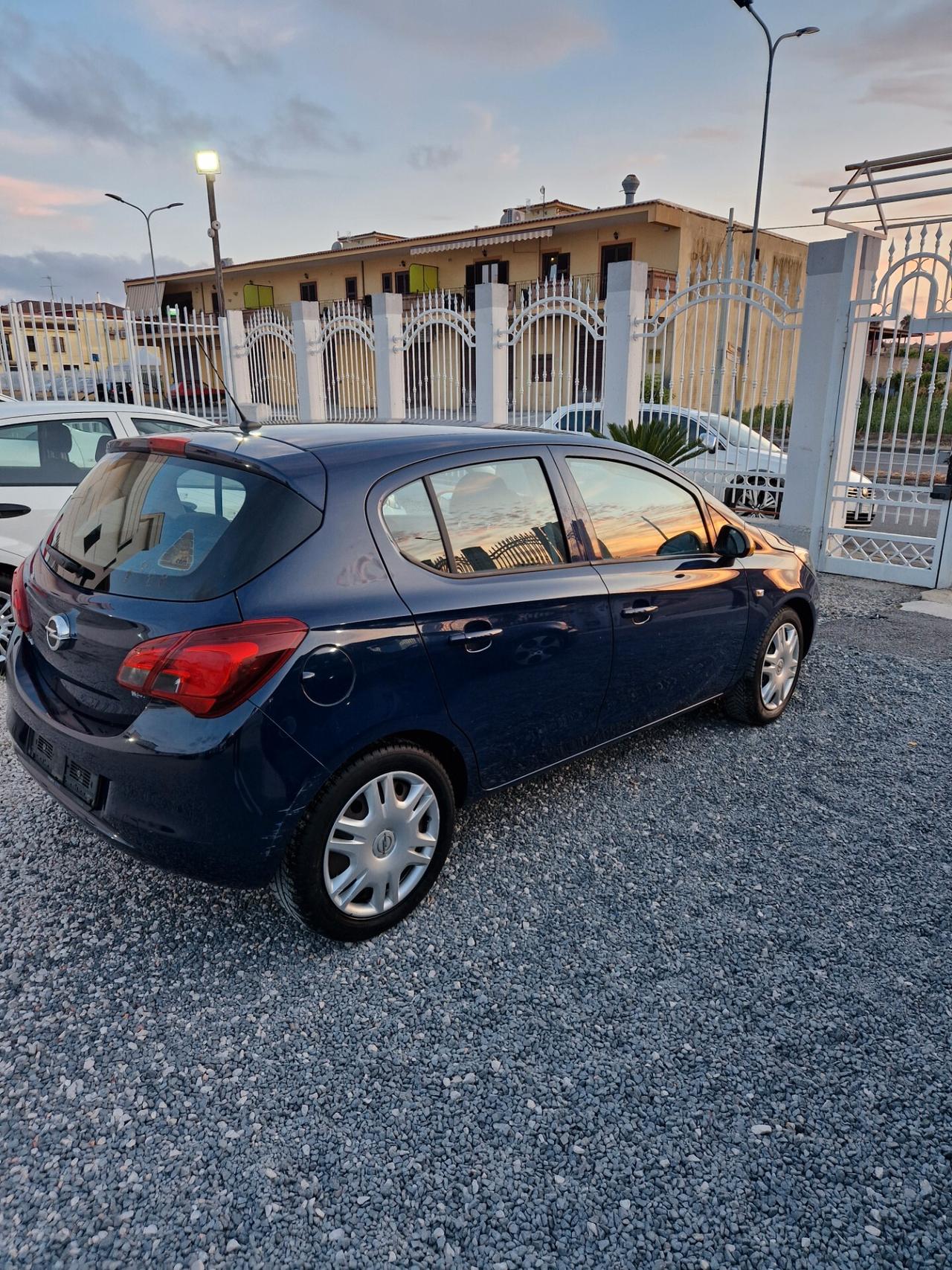Opel Corsa 1.4 90CV GPL Tech 5 porte b-Color