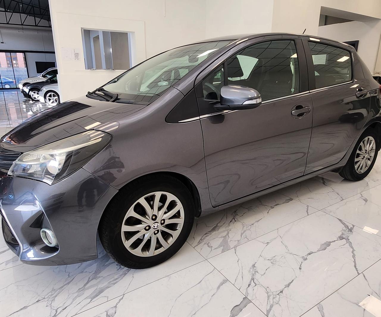 Toyota Yaris 1.0 5 porte Cool
