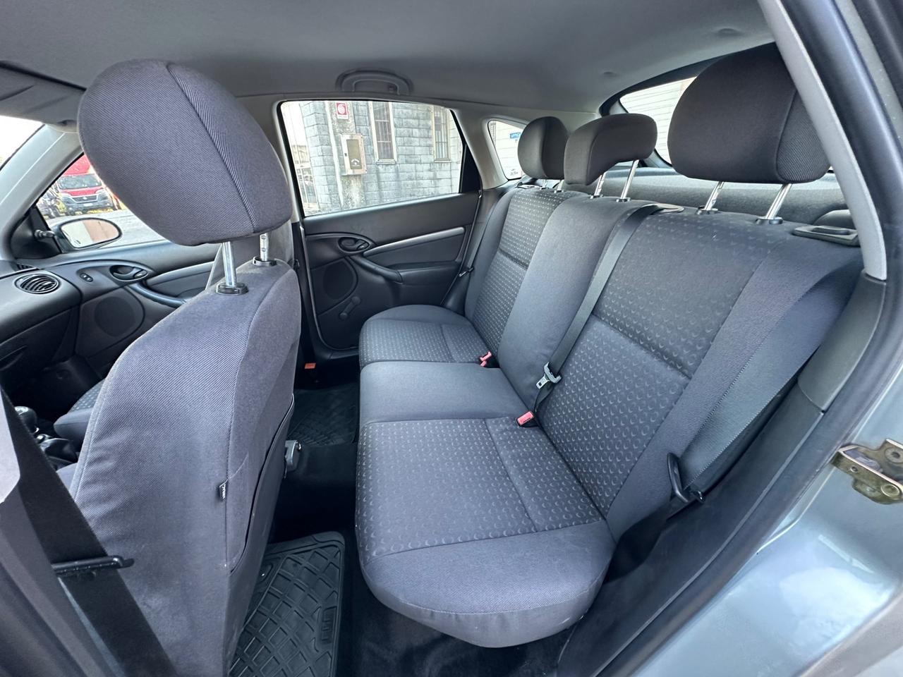 Ford Focus 1.8 TDCi (100CV) cat 5p. Zetec 97000km