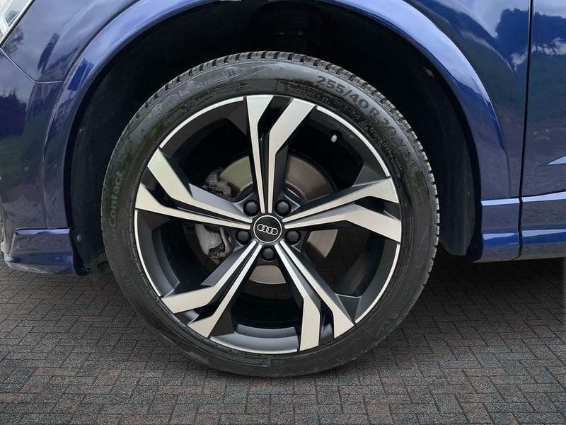 Audi Q3 I 2019 Sportback 35 2.0 tdi Identity Black s-tronic