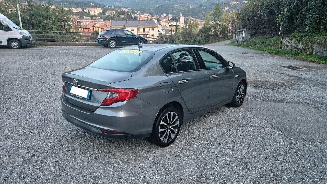Fiat TIPO 4p 1.6 MJ 120CV Lounge-12/2015- FullOpt