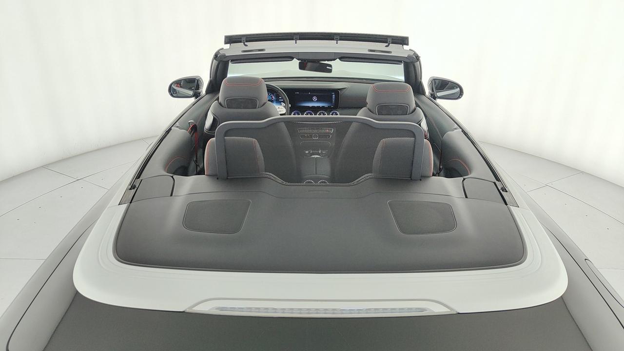 Mercedes-Benz E Cabrio 53 AMG eq-boost 4matic + auto