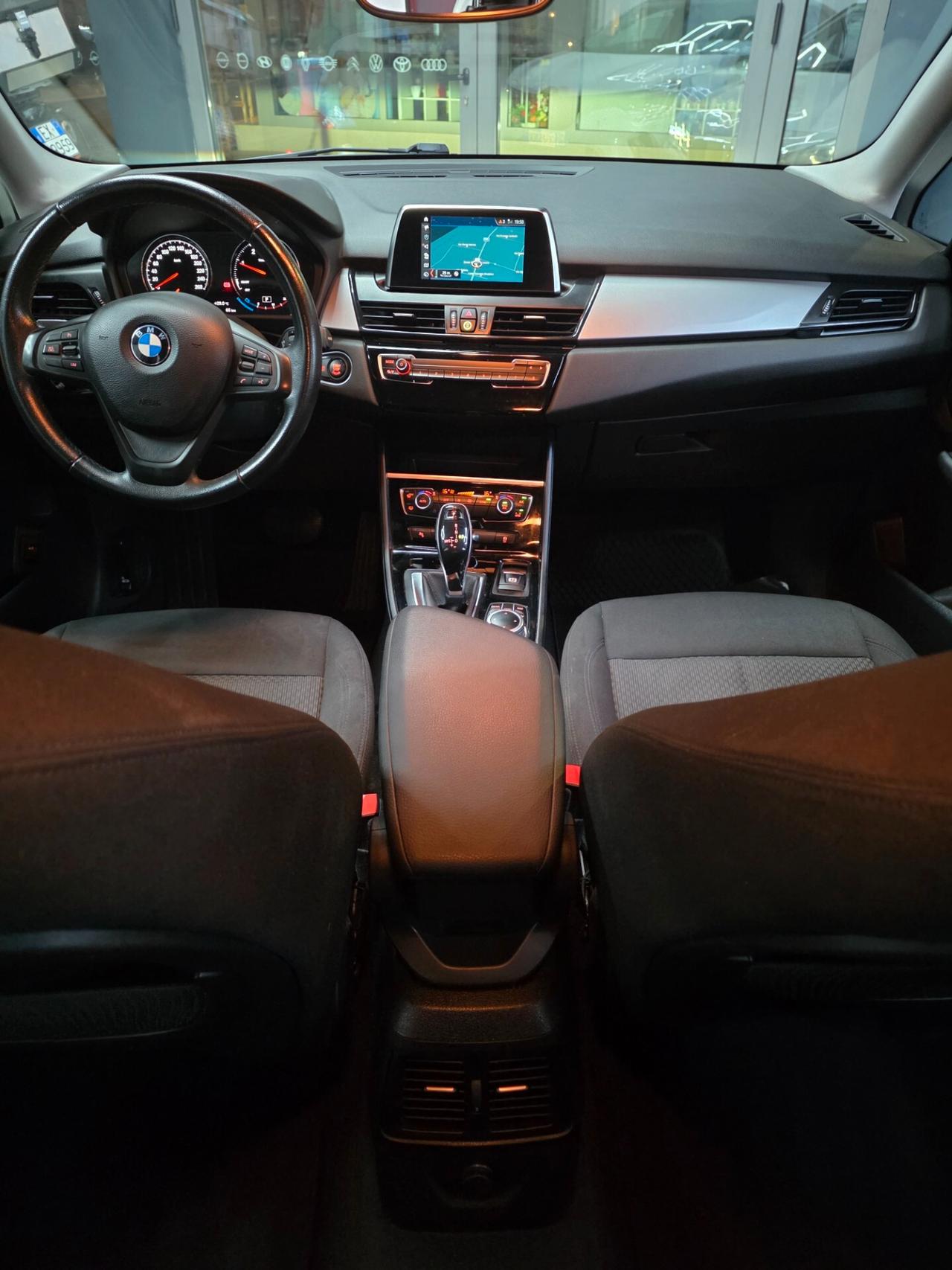 Bmw 2er Active Tourer 216d Business