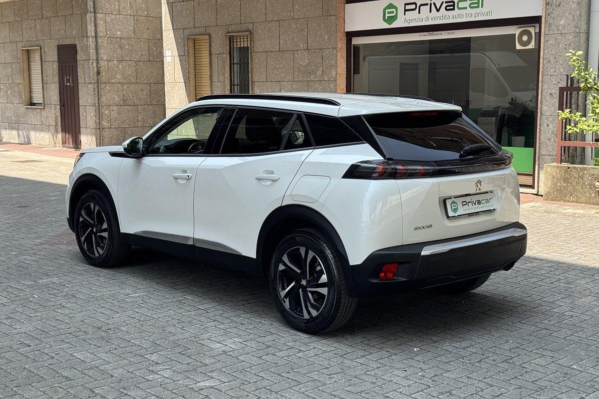 PEUGEOT 2008 BlueHDi 100 S&S Allure