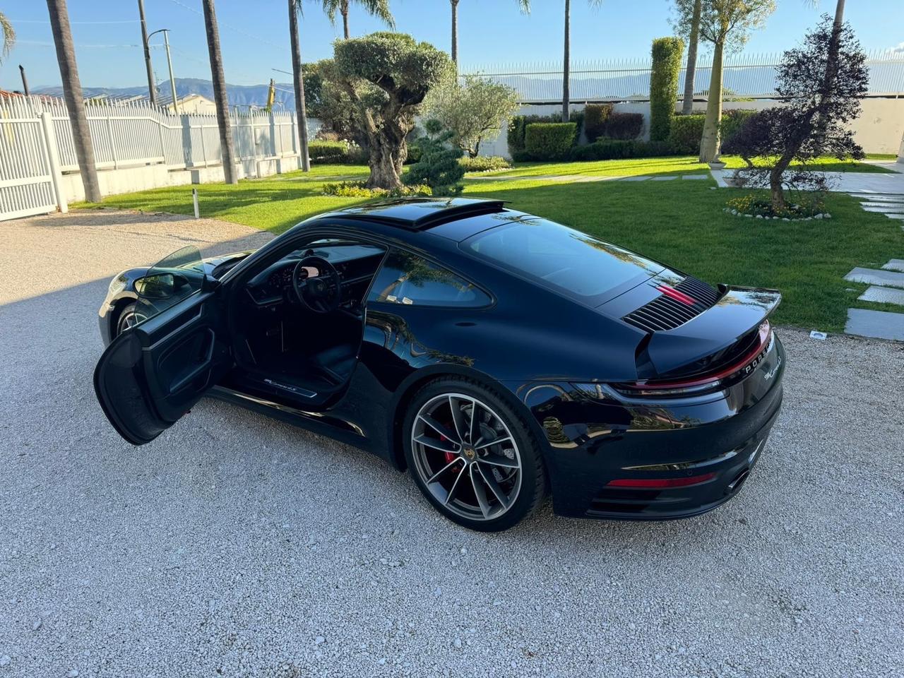 Porsche 911 Carrera 4S