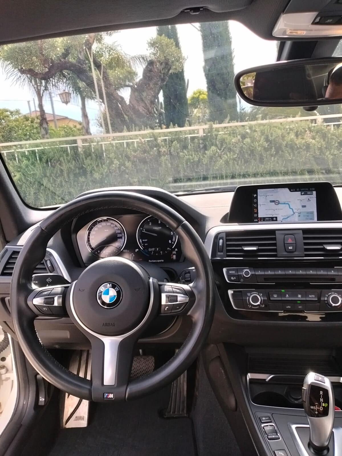 Bmw 118 118d 5p. Msport