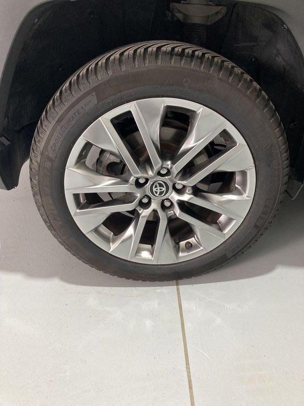 Toyota RAV4 Rav4 2.5 vvt-ie h Lounge 2wd 218cv e-cvt