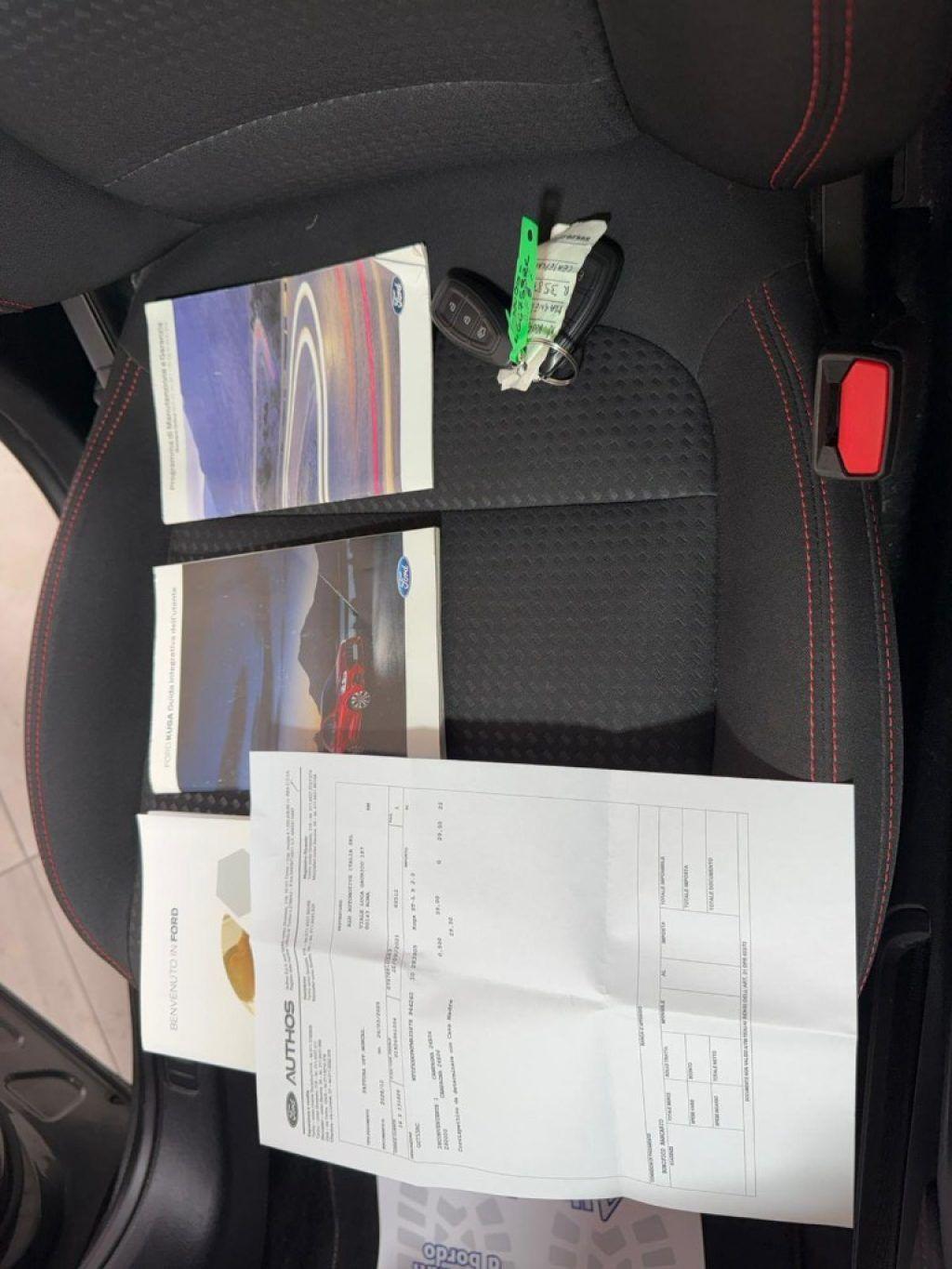 Ford Kuga 2.0 EcoBlue Hybrid 150 CV 2WD ST-Line
