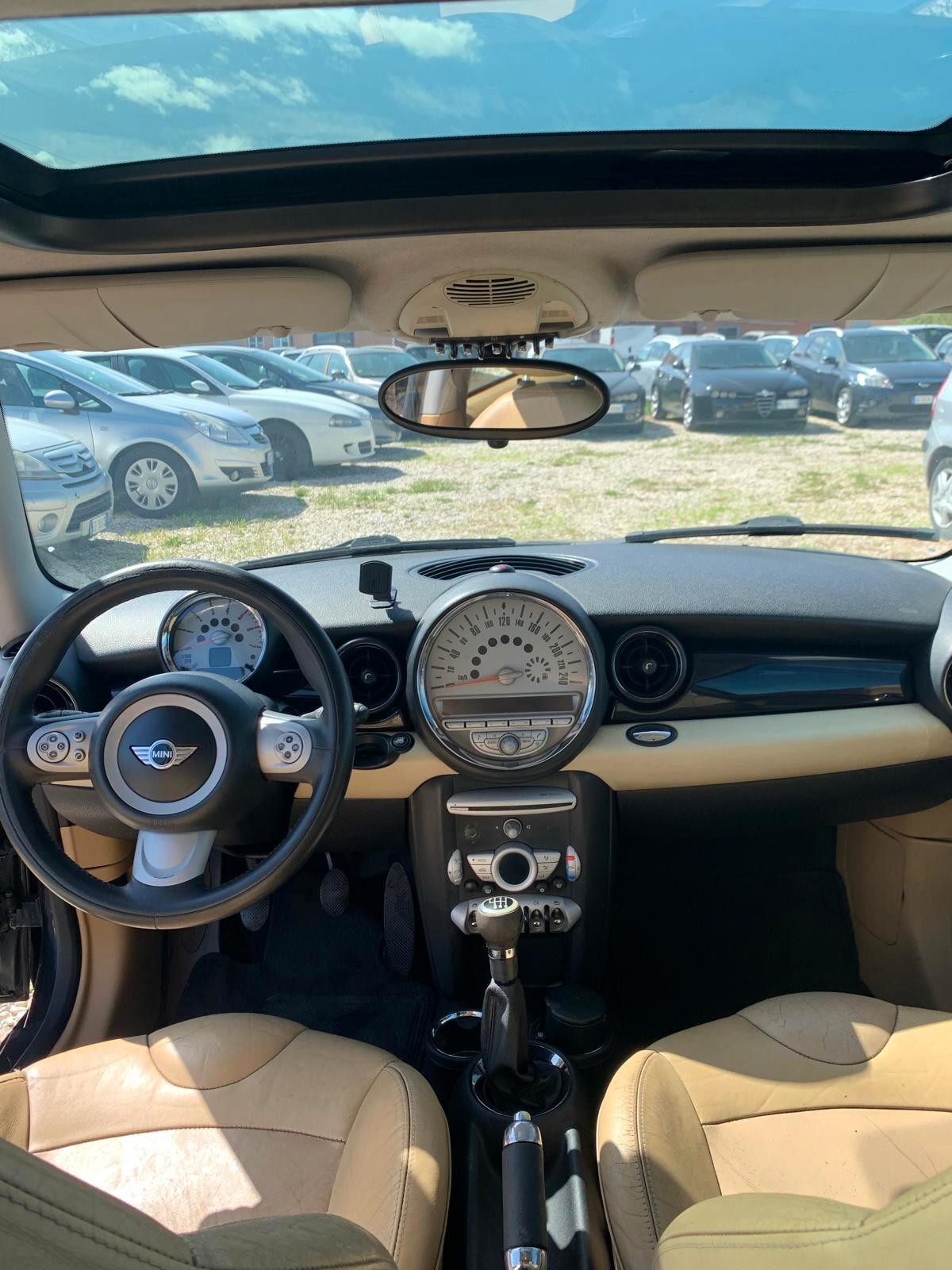 Mini serie 3a 1.6 16V Cooper D Chili
