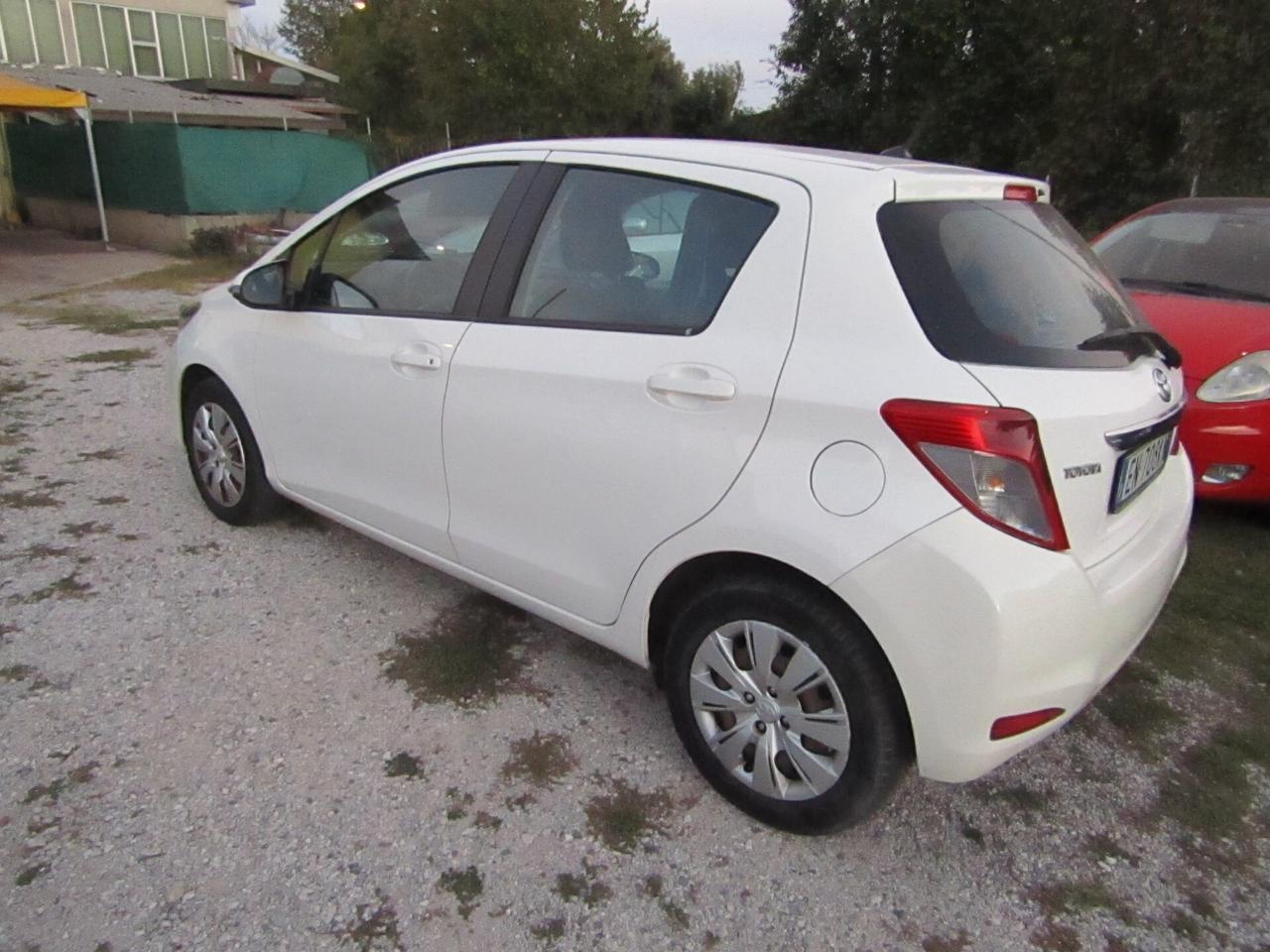 Toyota Yaris 1.0 5 porte uniproprietaria