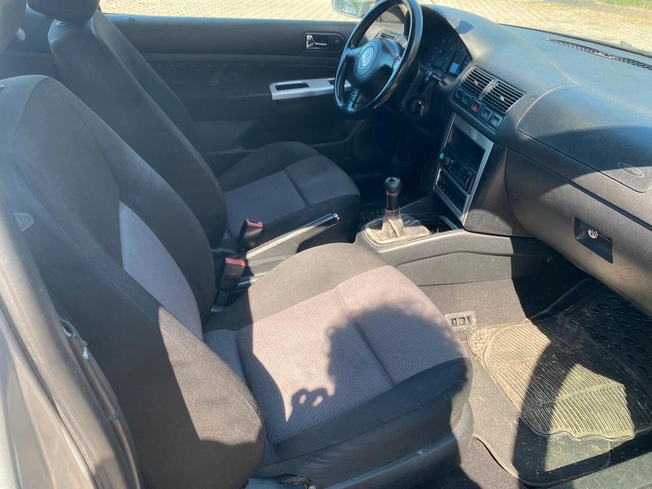 Volkswagen Golf 1.9 TDI/90 CV cat 3 porte