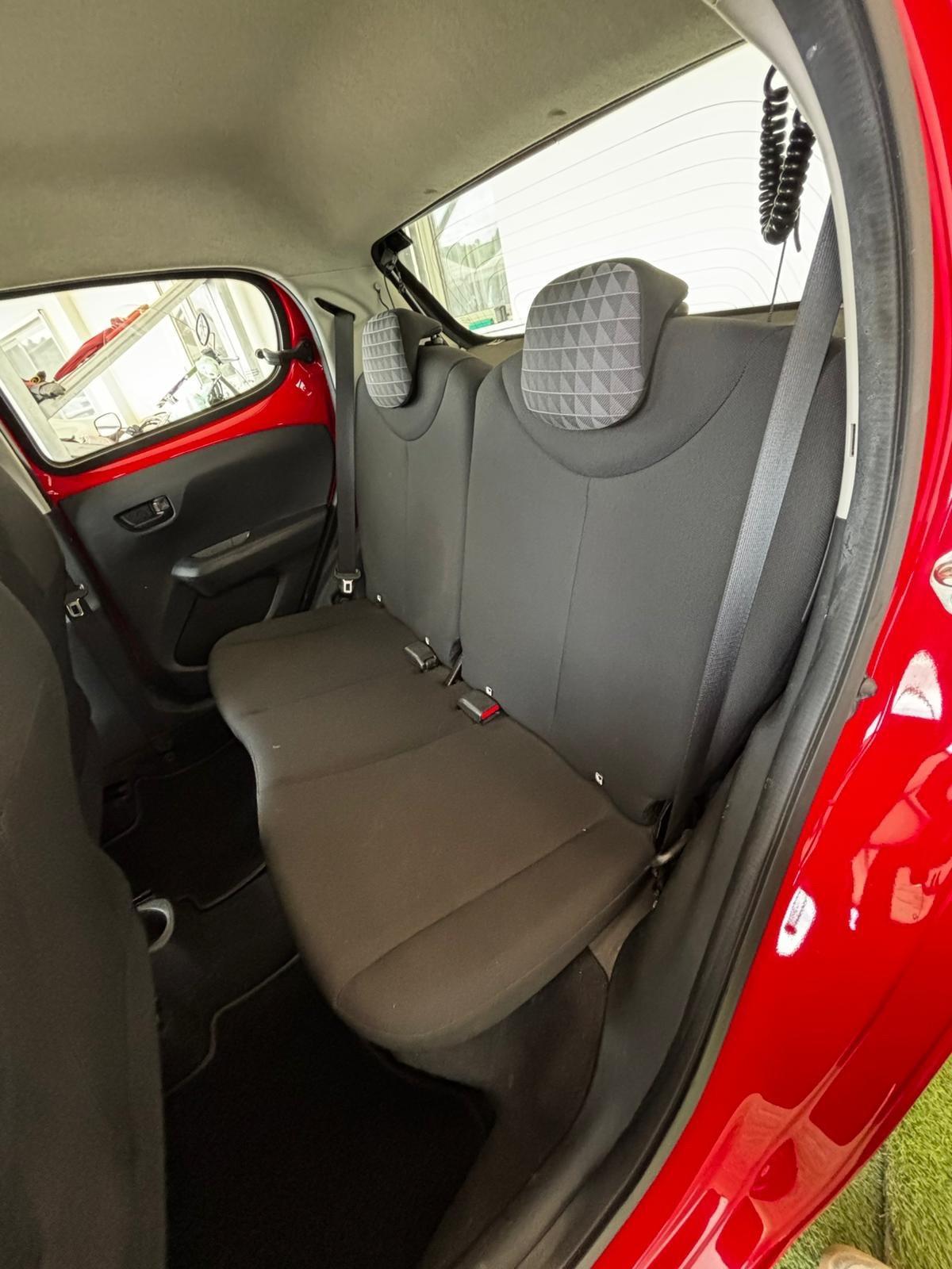 Peugeot 108 VTi 72 S&S 5 porte SI NEOPATENTATI