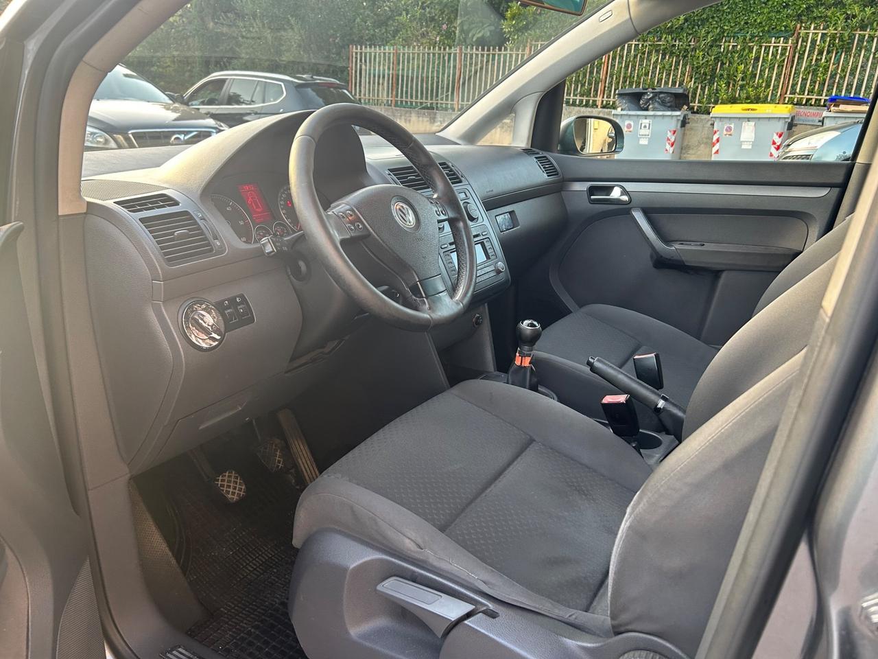 Volkswagen Touran 1.9 TDI 105CV 7 Posti Gancio Traino
