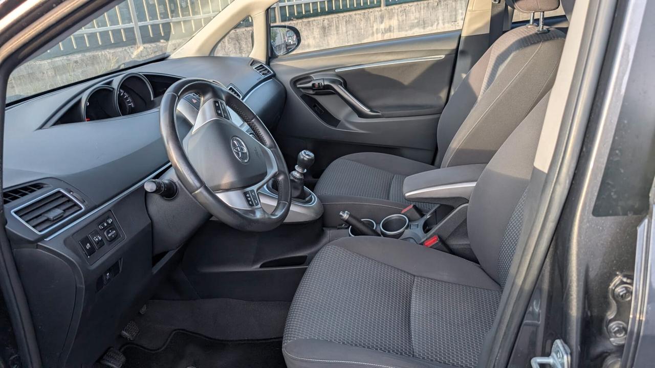 Toyota Verso 1.6 D-4D 7 posti Business Pack