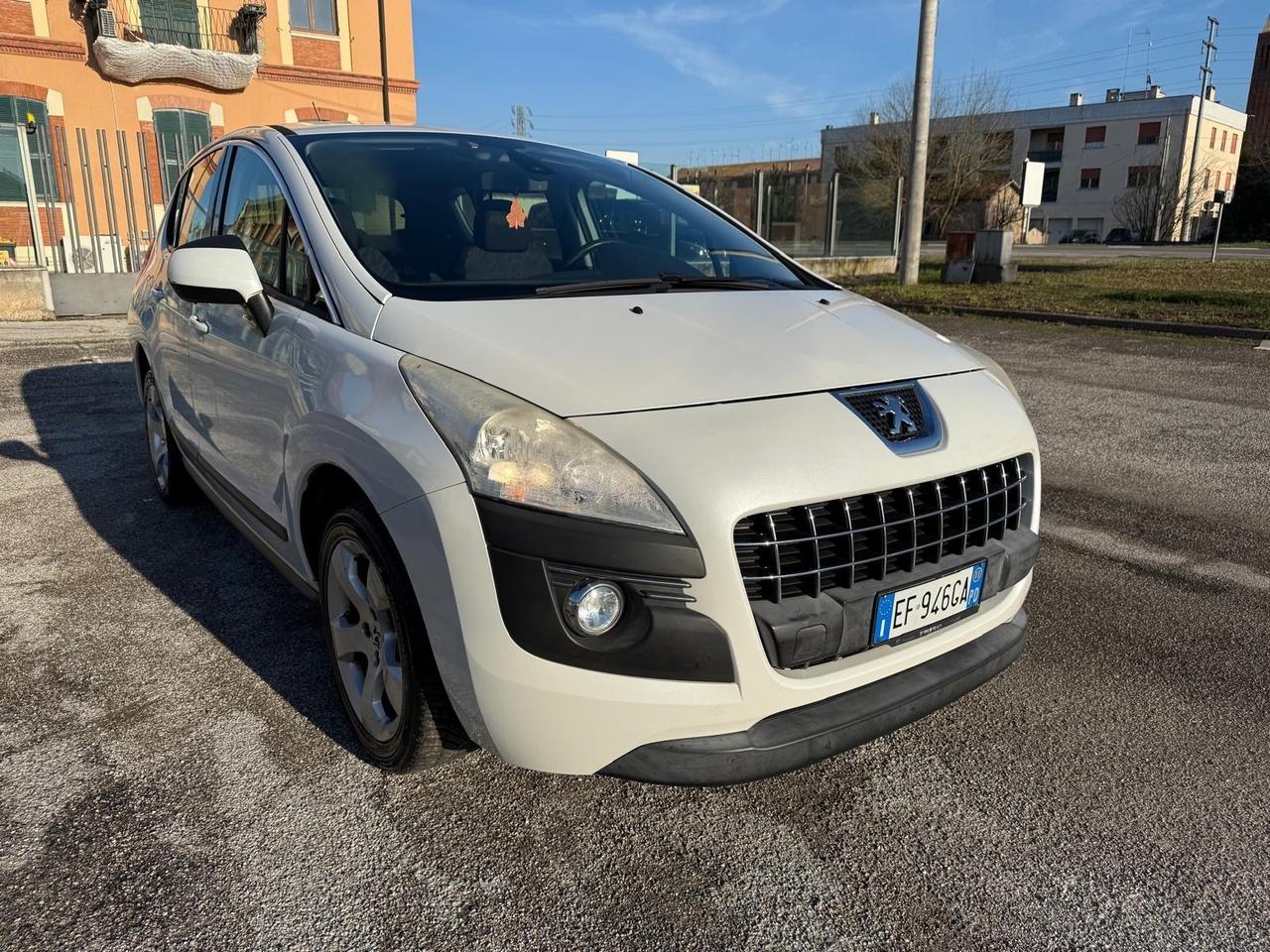 Peugeot 3008 1.6 HDi 112CV Business