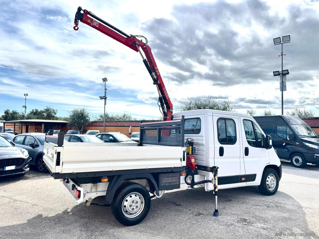 DUCATO D.CAB. + GRU 2.3 MJ 140CV 7 POSTI
