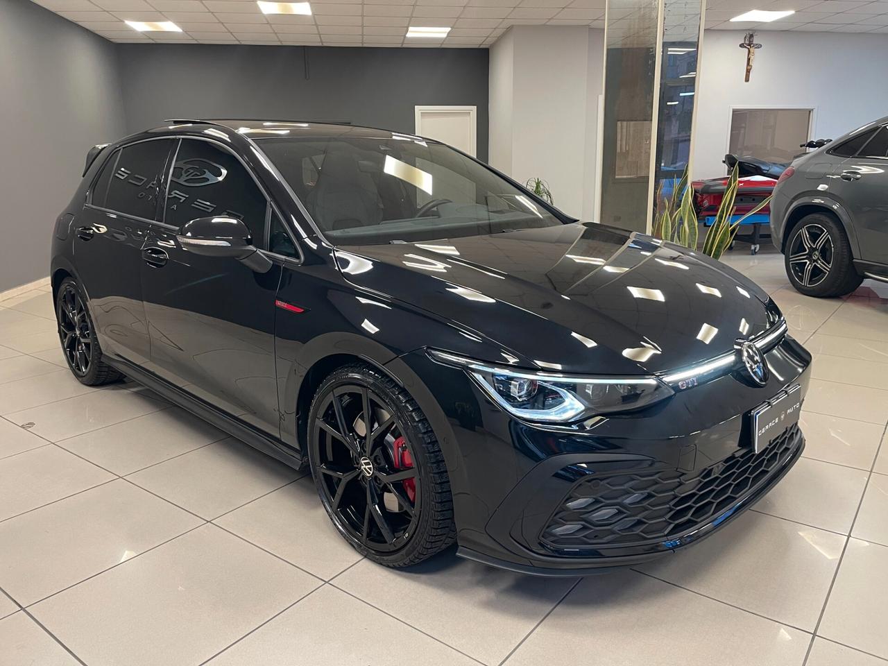 Volkswagen Golf 8 GTI 2.0 TSI 245cv DSG