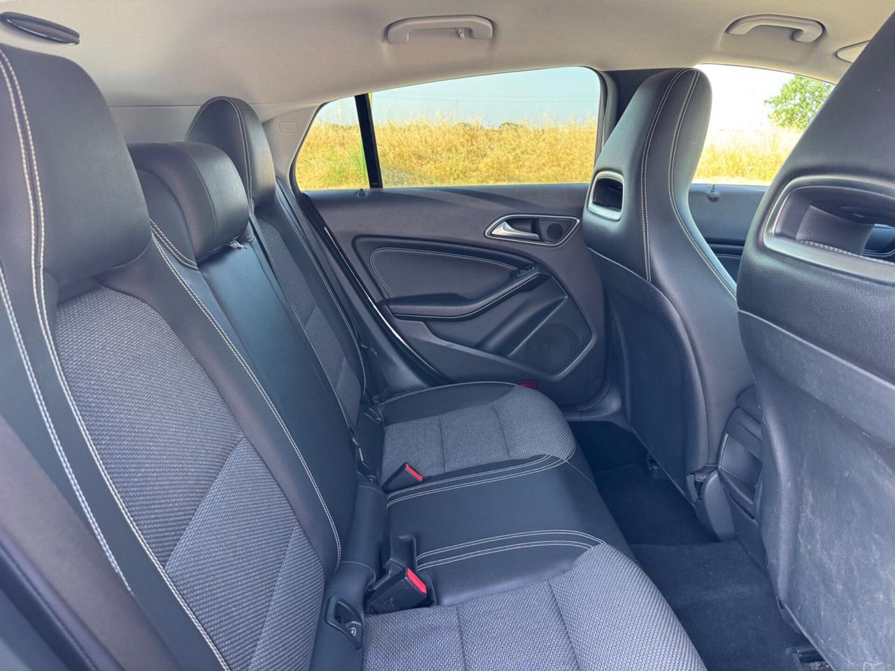 Mercedes-benz CLA 200 CLA 200 d S.W. Automatic Business