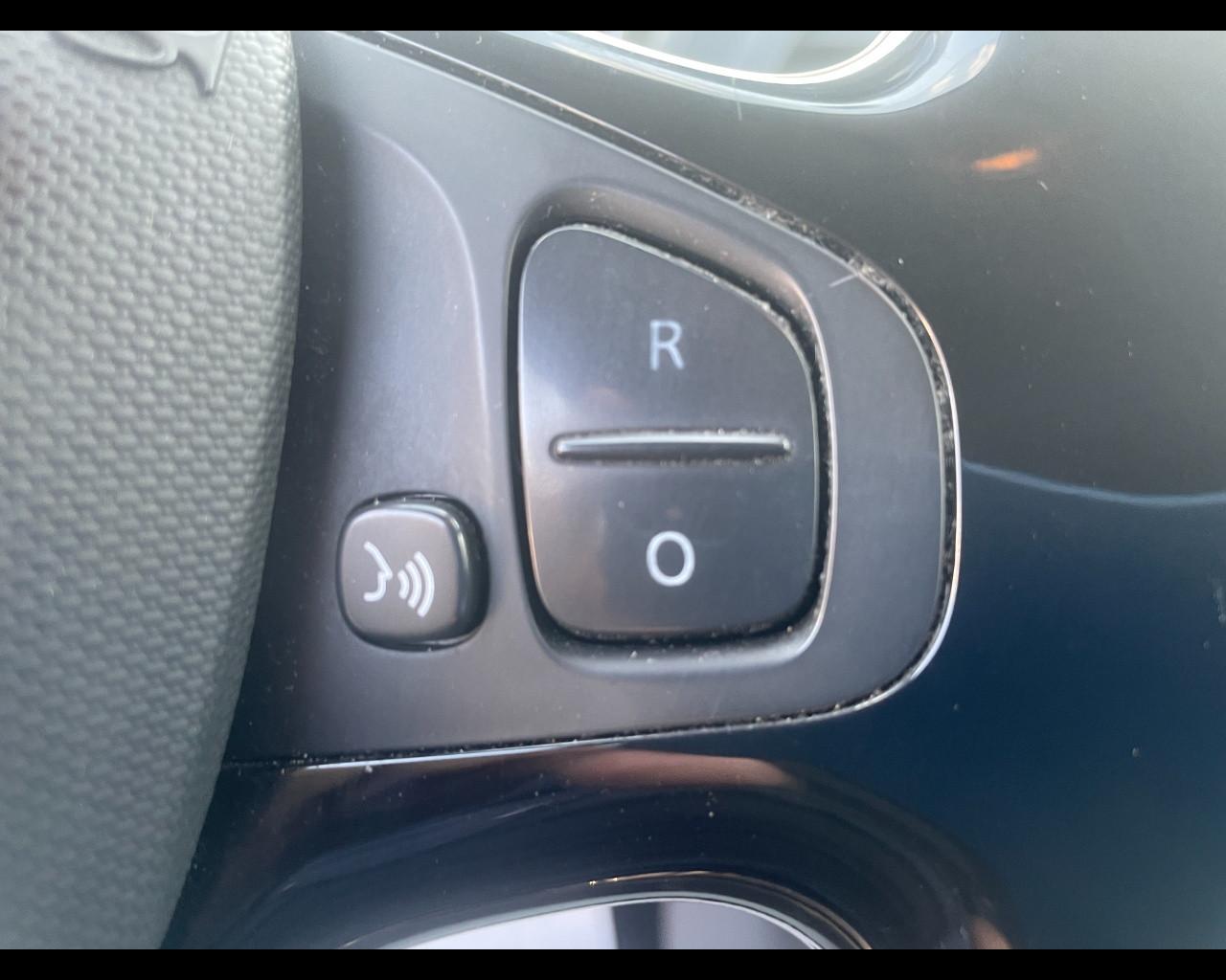 RENAULT Captur I 2013 - Captur 0.9 tce energy R-Link s&s 90cv