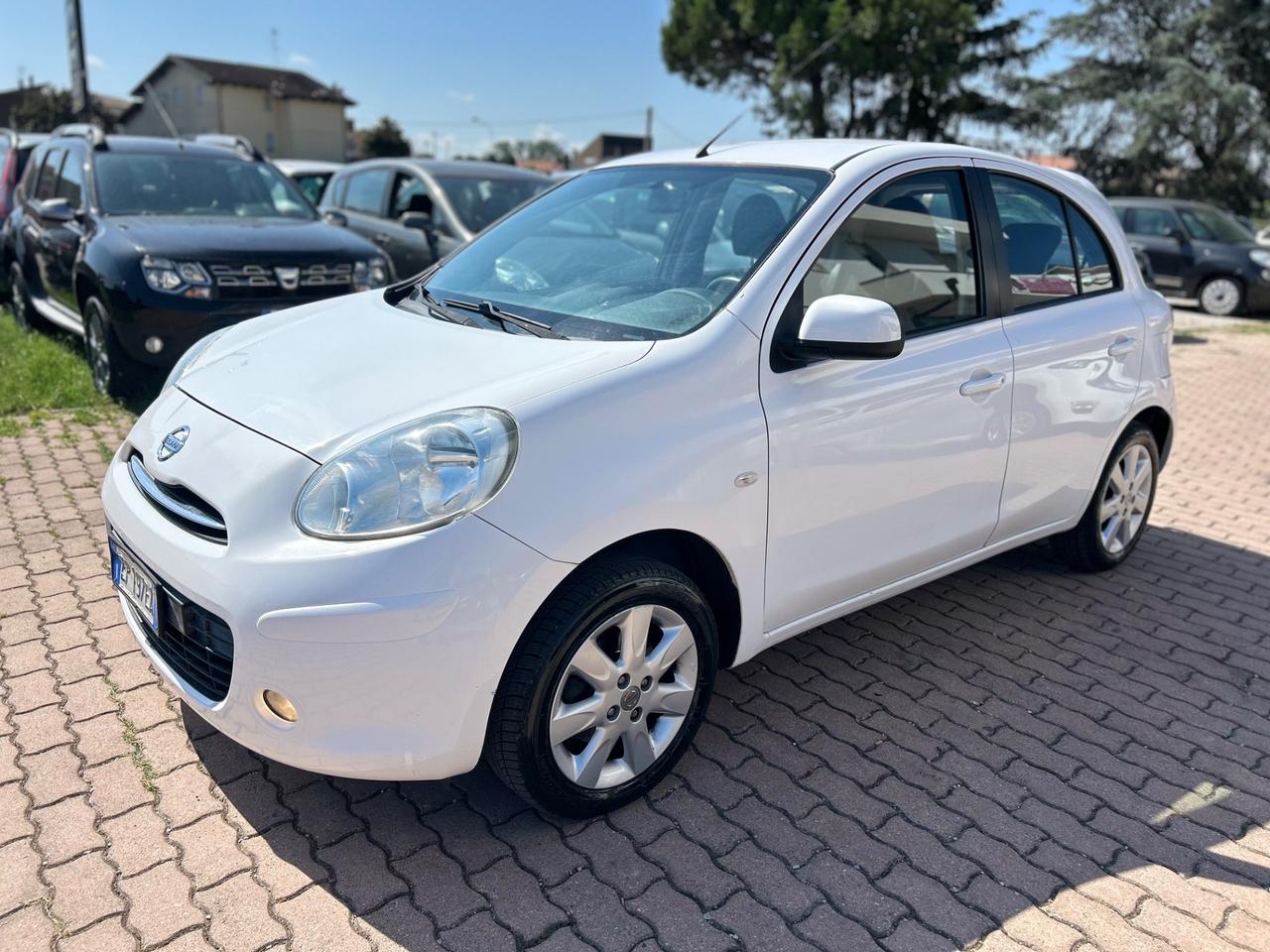 Nissan Micra 1.2 12V 5 porte Elle AUTOMATICA