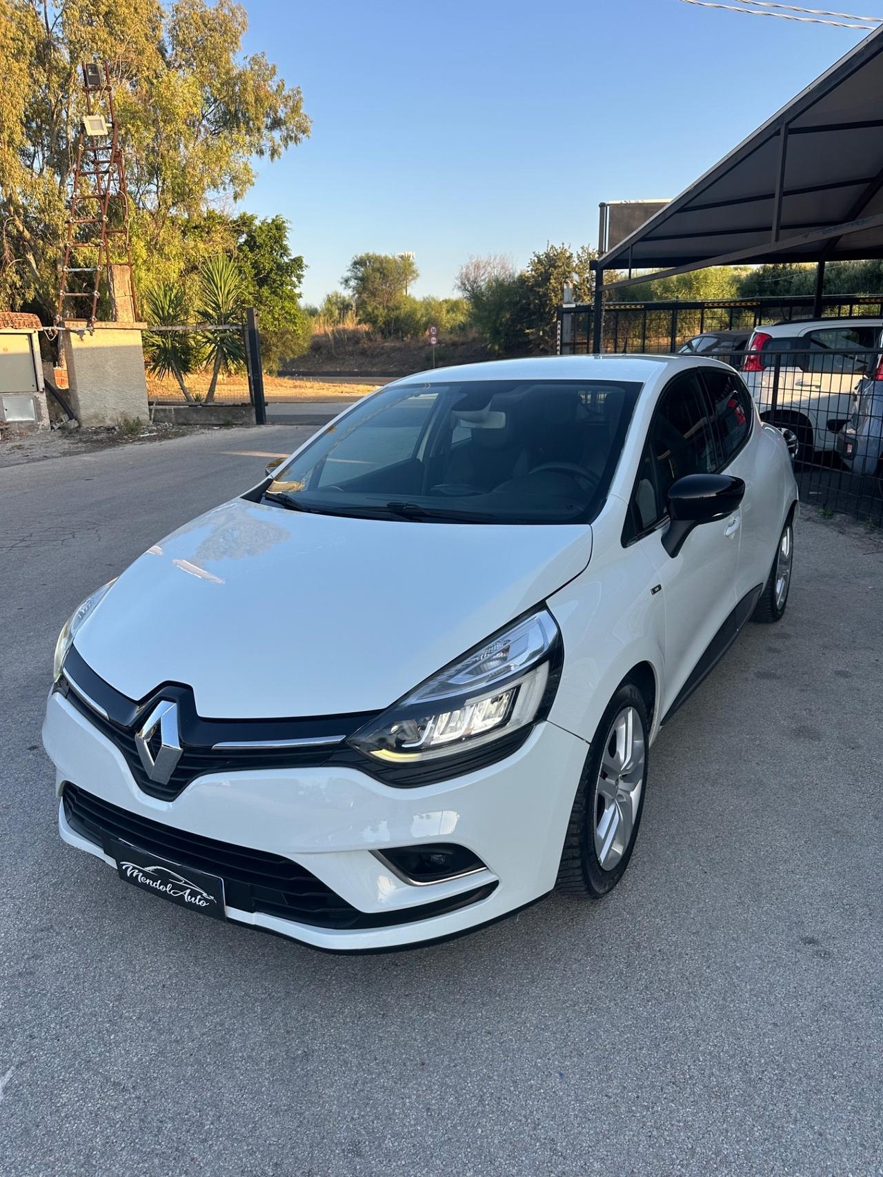 Renault Clio dCi 8V 75 CV 5 porte Moschino Life