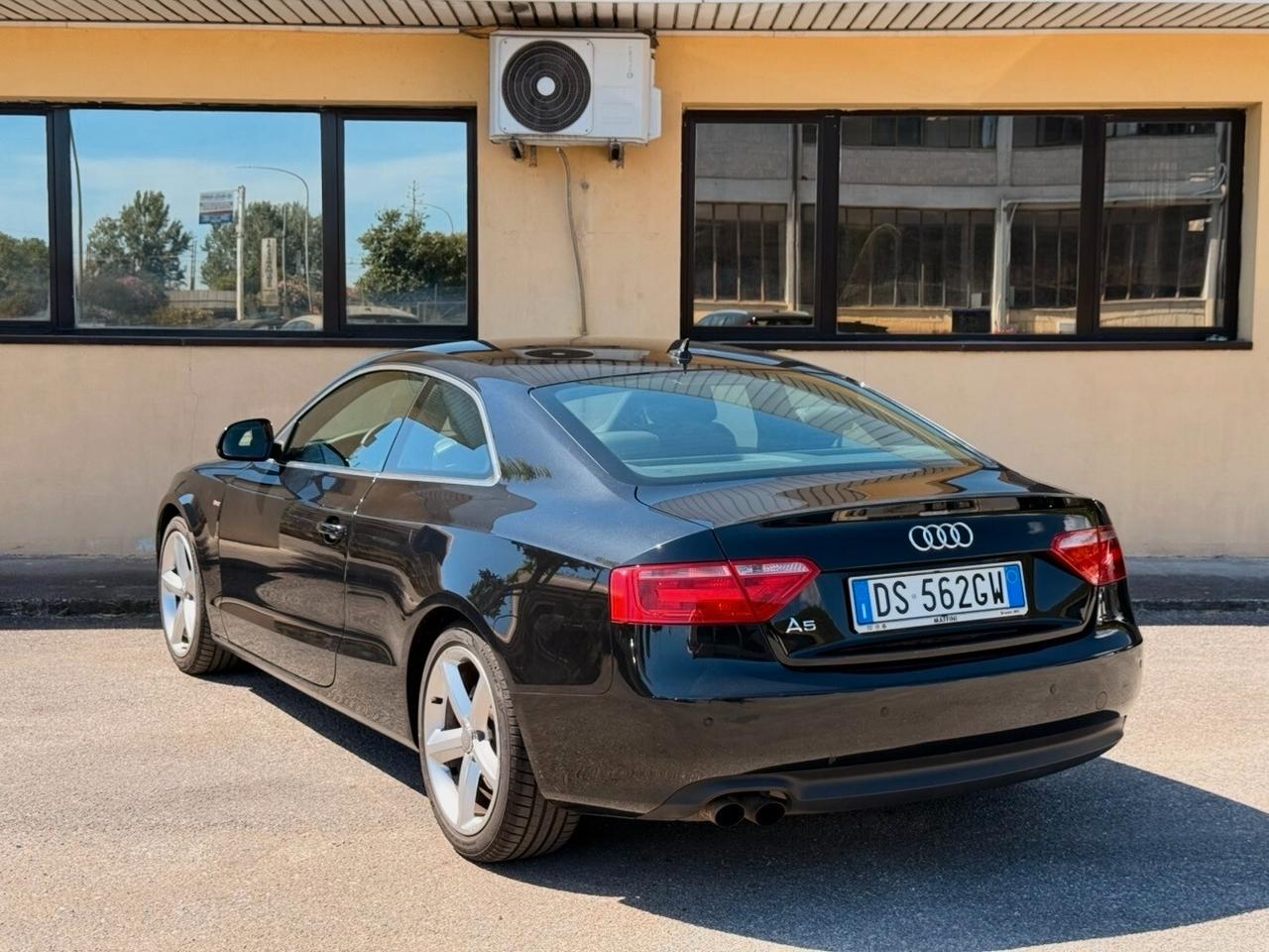 Audi A5 1.8 Coupè TFSI S-Line