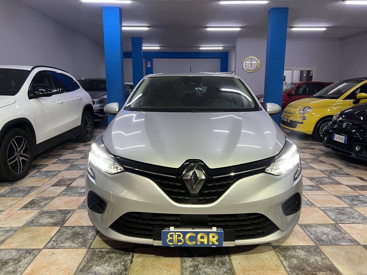 Renault Clio Full Hybrid E-Tech 140 CV 5 porte Intens