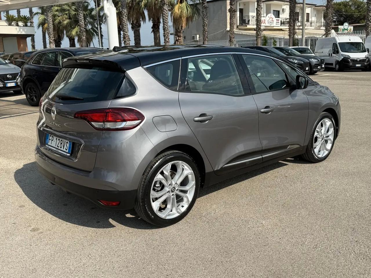 Renault Scenic Scénic dCi 8V 110 CV EDC Energy Intens