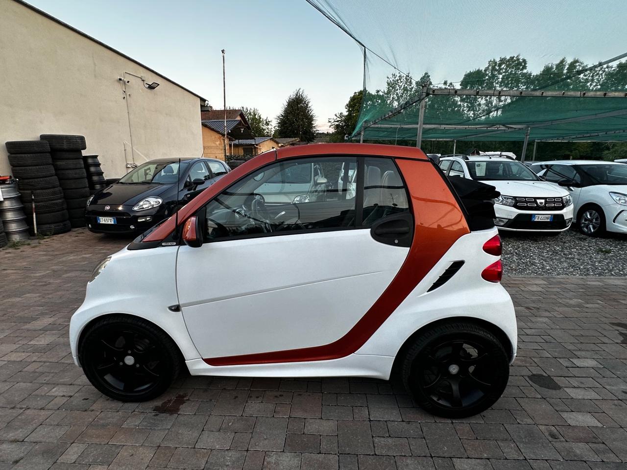 Smart ForTwo 1000 52 kW MHD cabrio Urbanrunner