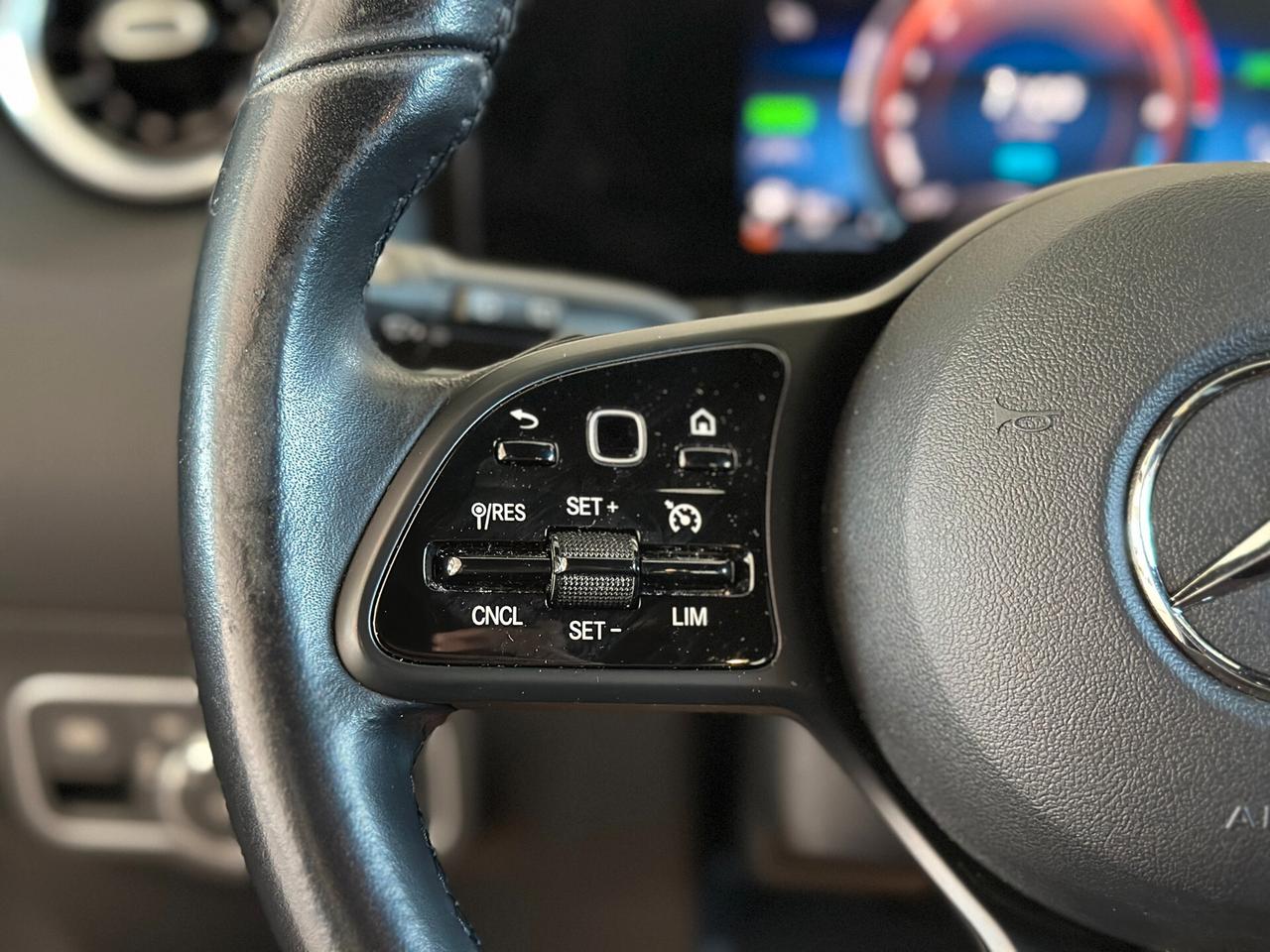 Mercedes-Benz B 250 e PHEV Business Extra auto