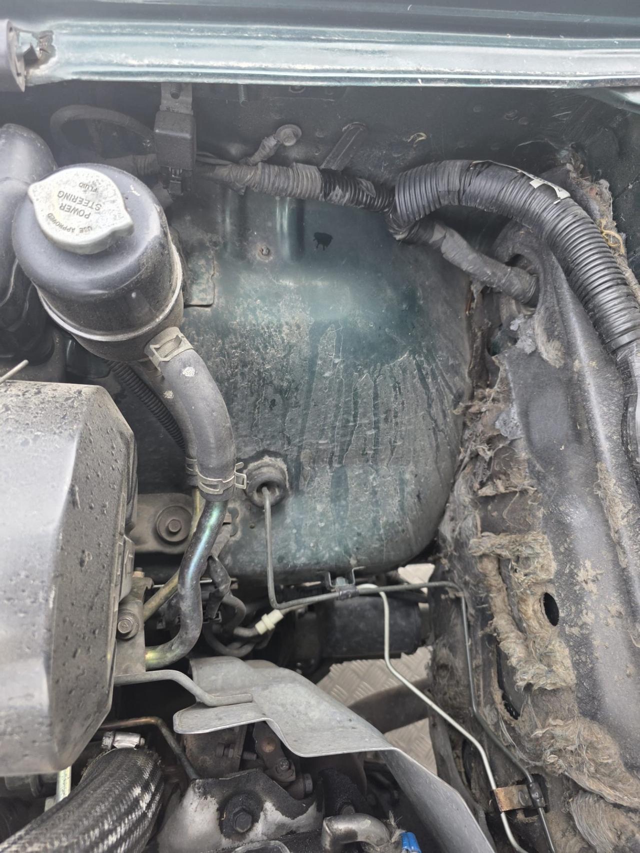 Mitsubishi l 200