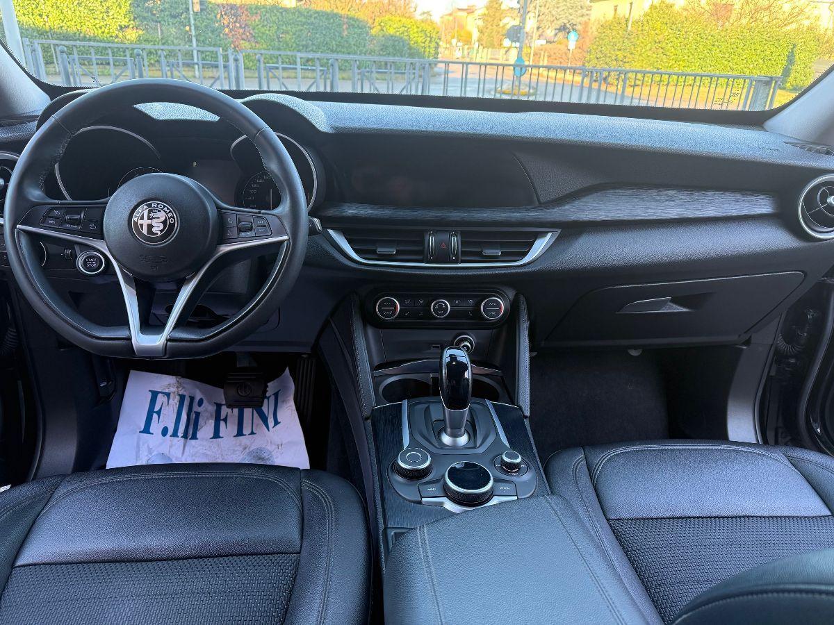 ALFA ROMEO - Stelvio - 2.0 Turbo 200CV AT8 Q4 Executive