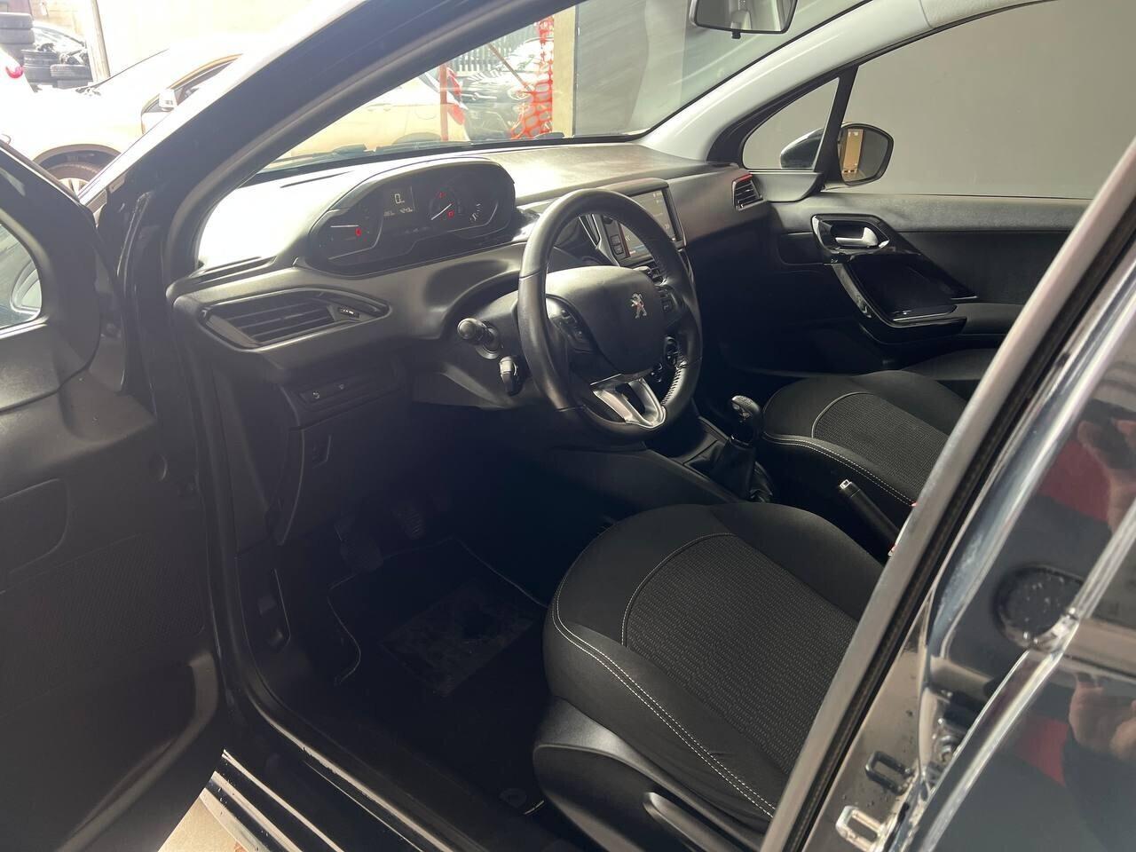 Peugeot 208 PureTech 82 5 porte Active