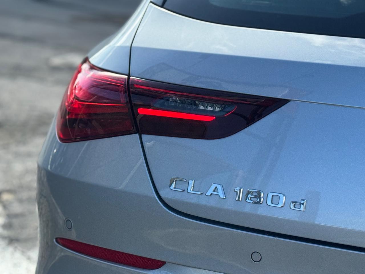 MERCEDES CLA 180D SHOOTING BRAKE ADVANCED PLUS FULL IVA ESPOSTA