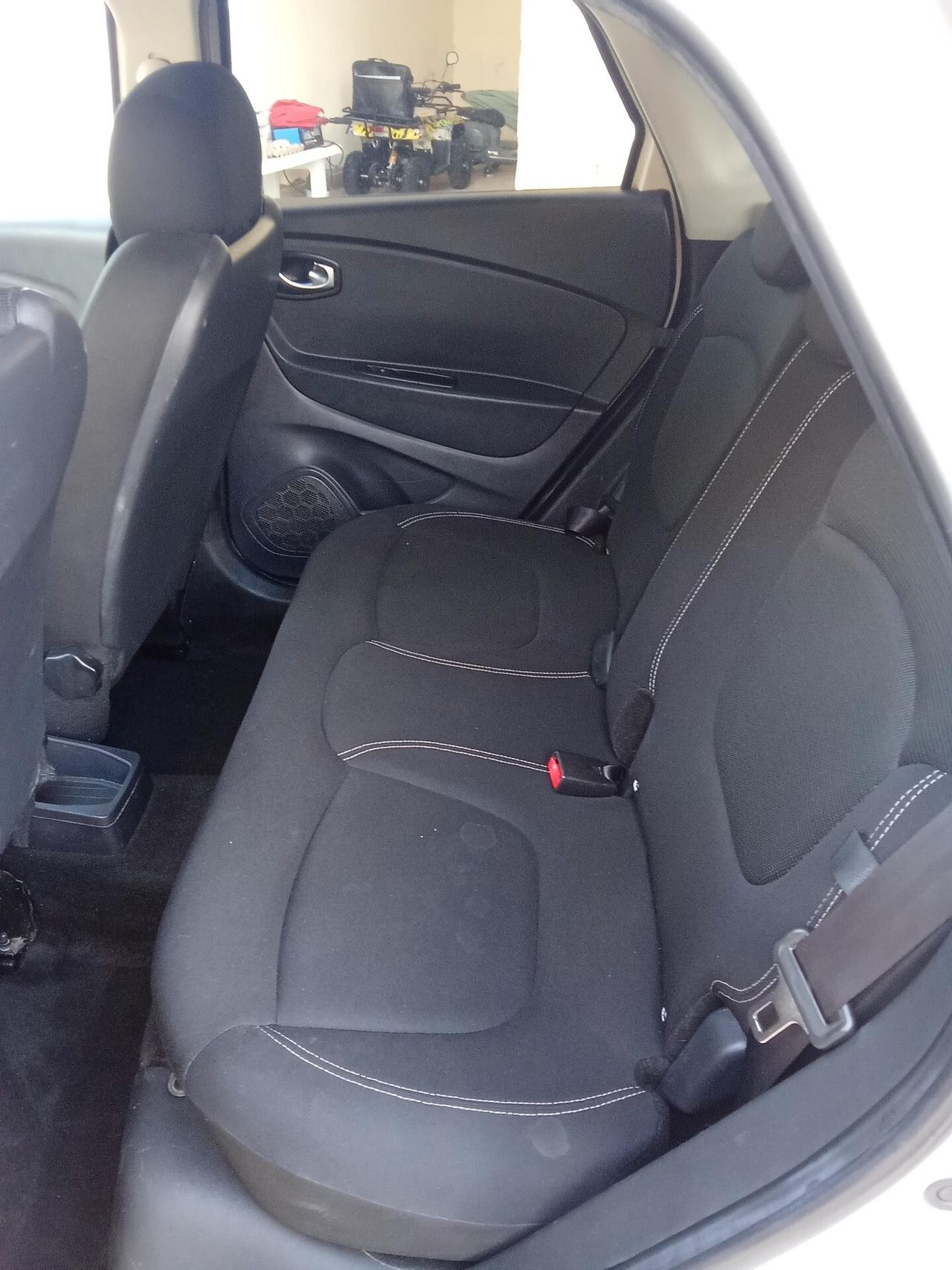 Renault Captur dCi 110 CV autocarro N1 019