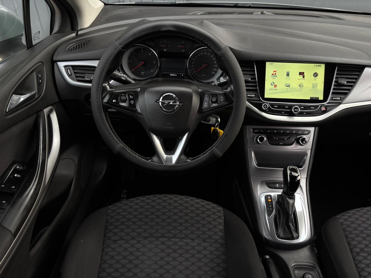 Opel Astra 1.6 CDTi 136CV aut. Garanzia. Neopatentati