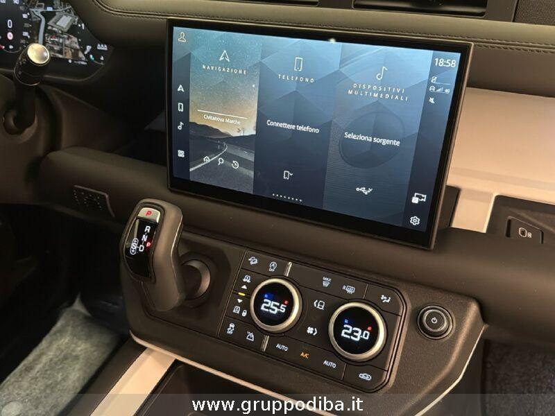 Land Rover Defender VII 2020 110 Diesel 110 3.0d i6 mhev X-Dynamic SE awd 200cv a