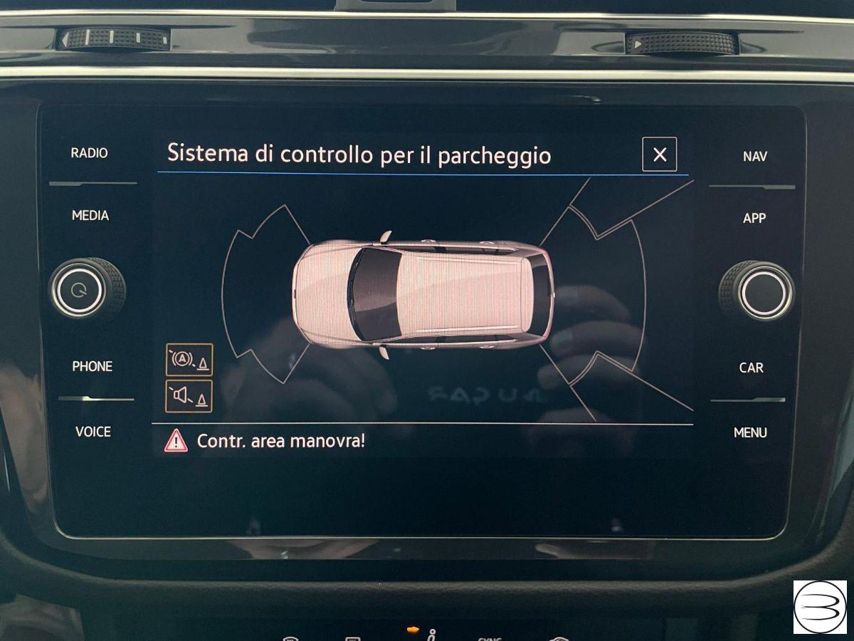 VOLKSWAGEN - Tiguan - 2.0 TDI DSG Style BMT