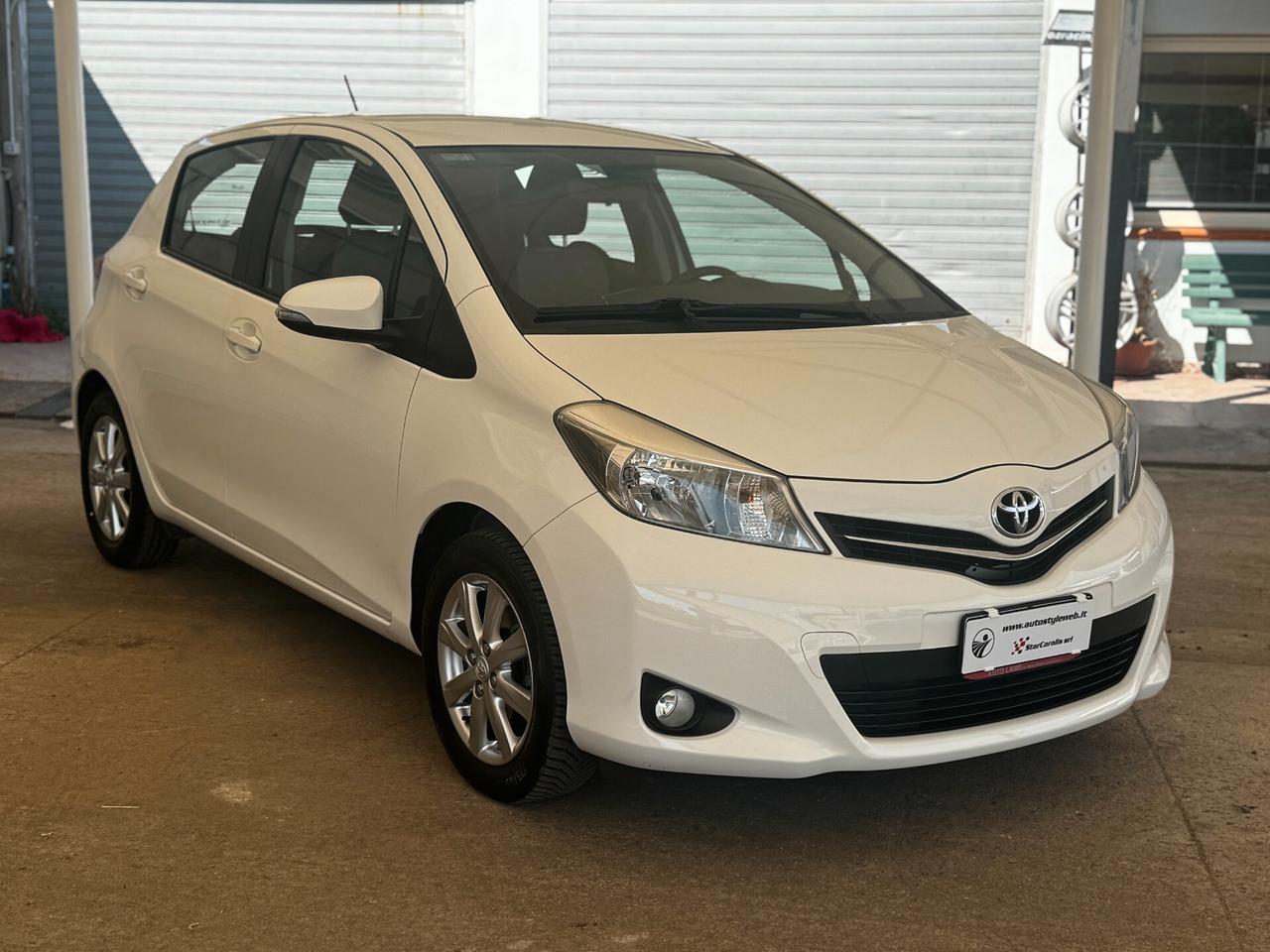 Toyota Yaris 1.0 5 porte Active 70 cv