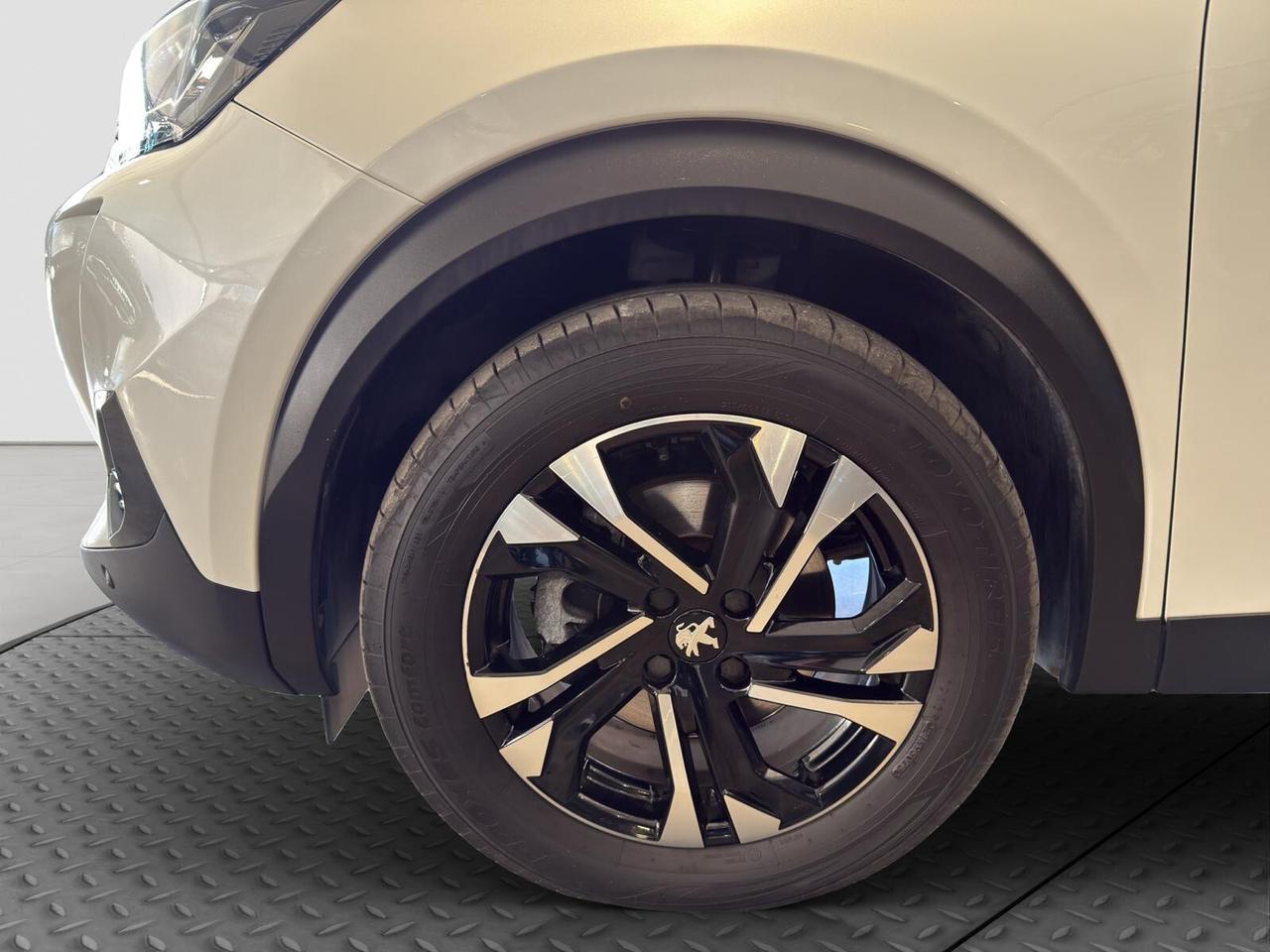 Peugeot 2008 1.5 bluehdi 130cv Allure automatica 2020