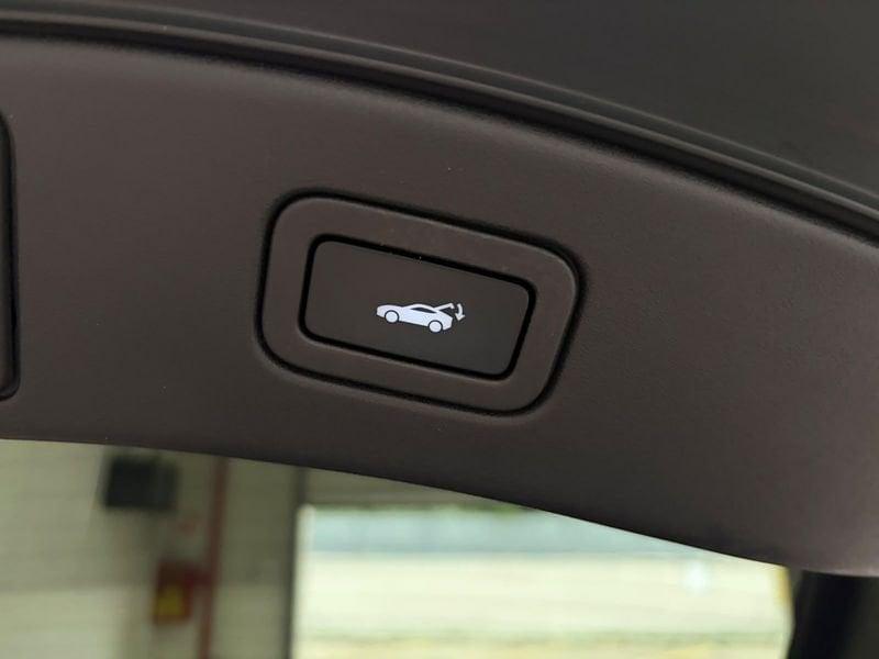 Jaguar F-Type 2.0 P300CV RWD AUTO R-Dynamic