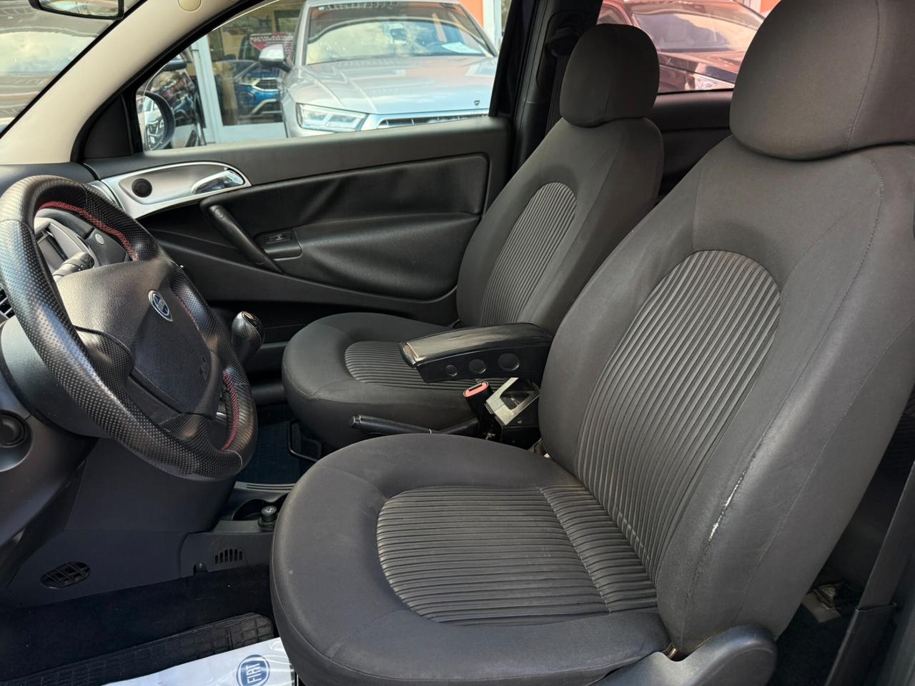 Lancia Ypsilon 1.3 M.J 75CV Platinum - 2011