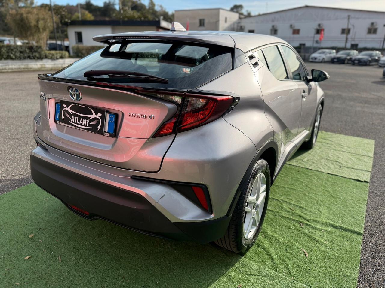 Toyota C-HR 1.8 Hybrid E-CVT Trend