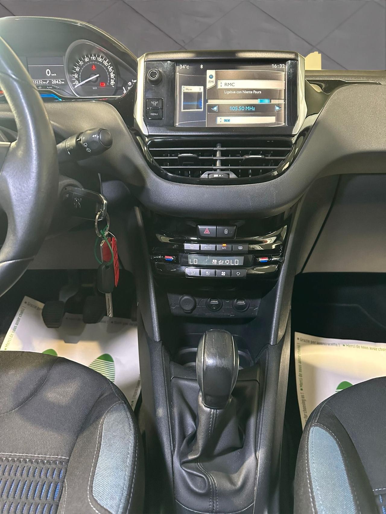 Peugeot 208 1.2 PURETECH 82 CV 5 porte Allure