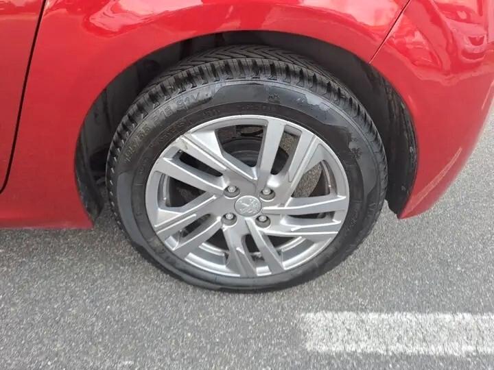 Peugeot 208 PureTech 75 Stop&Start 5 porte Active