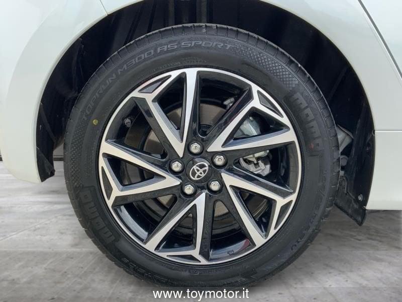 Toyota Yaris 4ª serie 1.5 Hybrid 5 porte Style