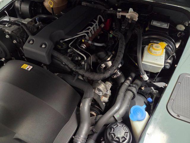 LAND ROVER Defender 110 2.4 TD4 SE DA AMATORE
