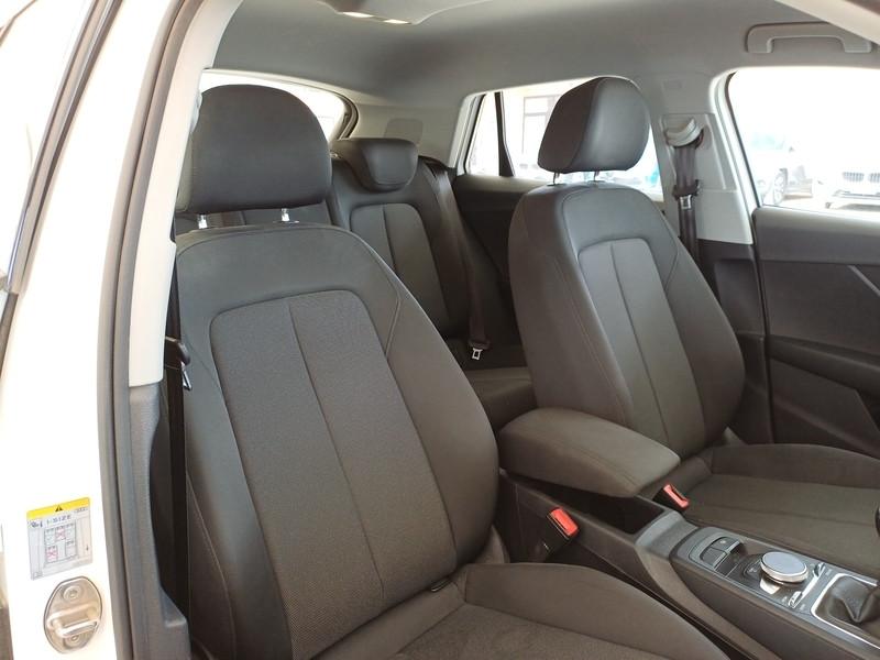 AUDI Q2 2.0 30 TDI BUSINESS SUV