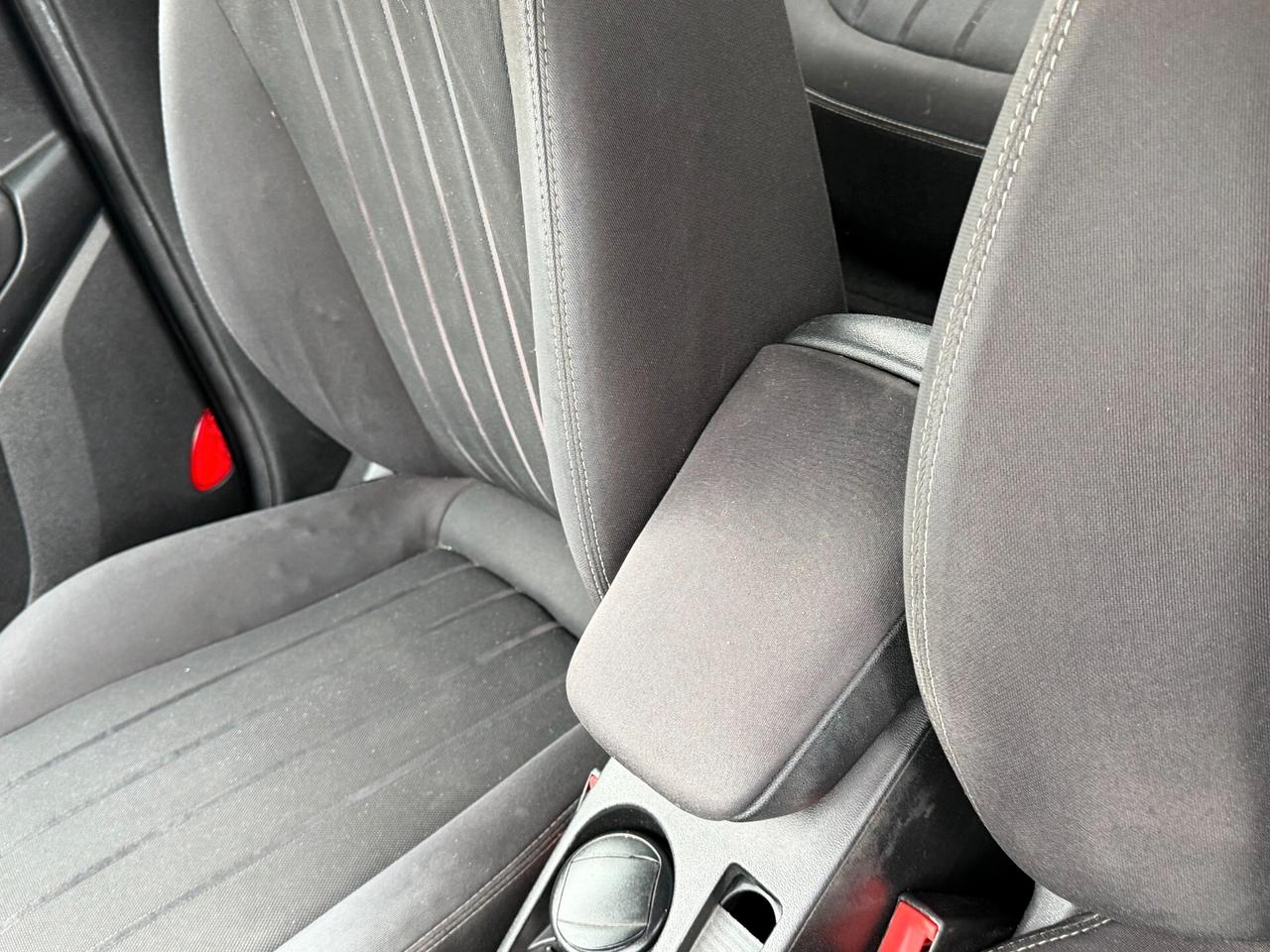 Lancia Delta 1.4 T JET 120 cv. ARGENTO (Impianto GPL)